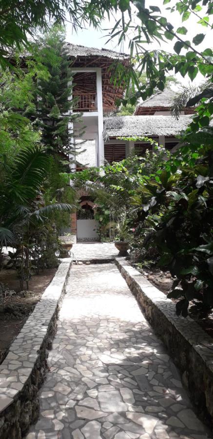 Mangga Lodge Бира Экстерьер фото